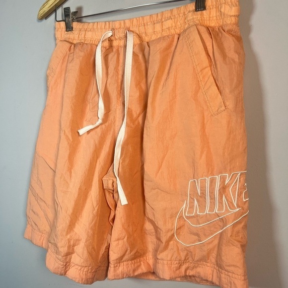 Nike Peach Swim Shorts Men’s Medium - Picture 2 of 5